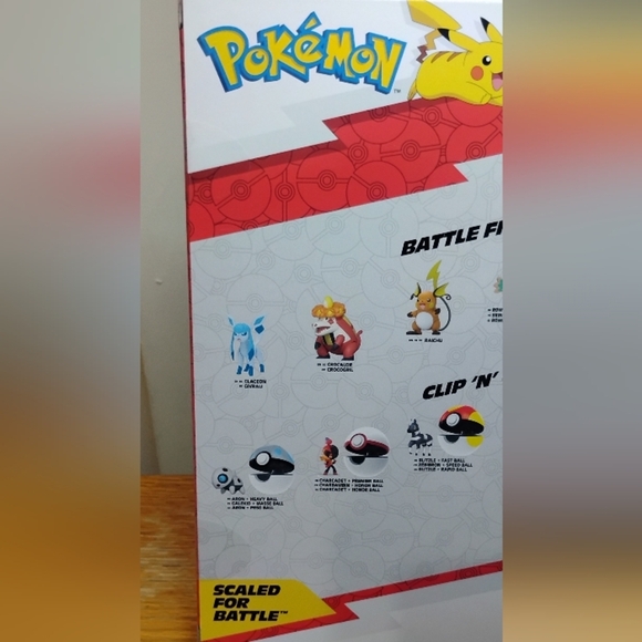 Pokemon Battle Ready  Battle Figure Multi-Pack 10 Figures Flygon, Pikachu - Picture 4 of 16